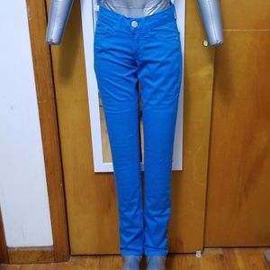 *NWOT*  Domino blue skinny jeans